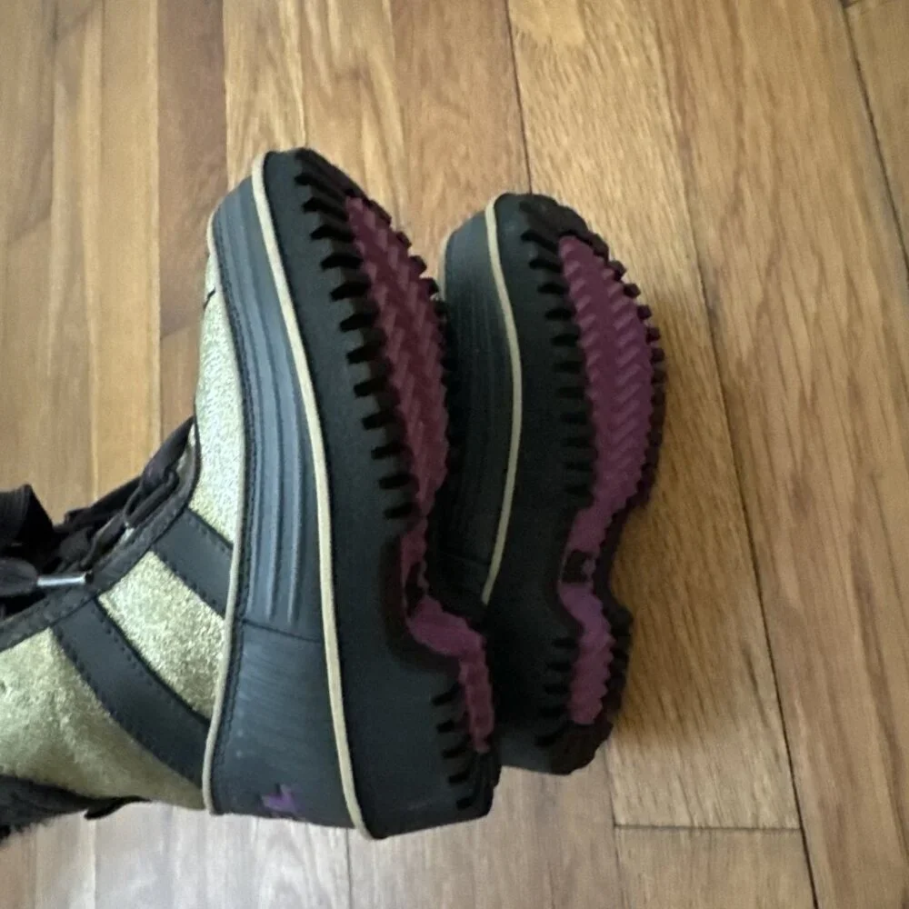 Sorel Tivoli II Girls Snow Winter Boots Gold Glitter Waterproof Faux Fur Size 8